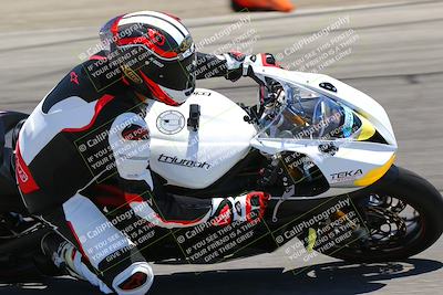 media/Jun-25-2022-Fastrack Riders (Sat) [[296e527623]]/Level 2/Inside Turn 9/
